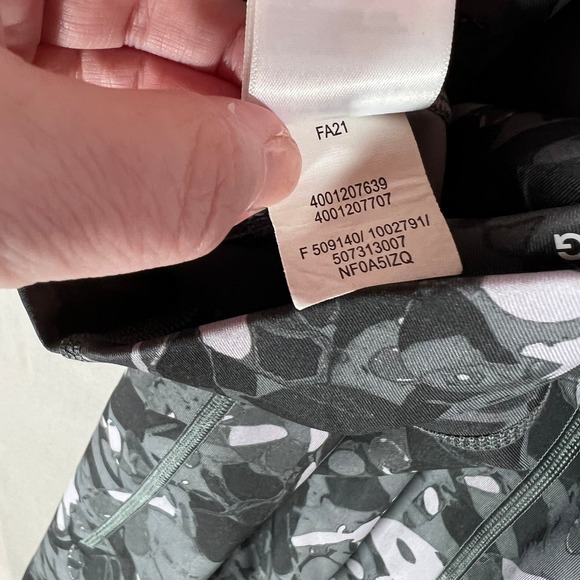 North Face Printed Motivation Hi-Rise 7/8 Pocket Leggings Women's Larg Camo Grey - Picture 10 of 10
